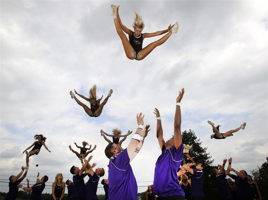 ravens cheerleaders in flight MeetTheMatts