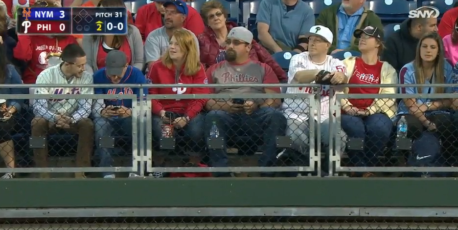 Phillies fans rob Mets re Dumb Baseball Rules