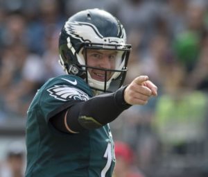 carson-wentz-looking-like-a-real-deal-for-the-eagles