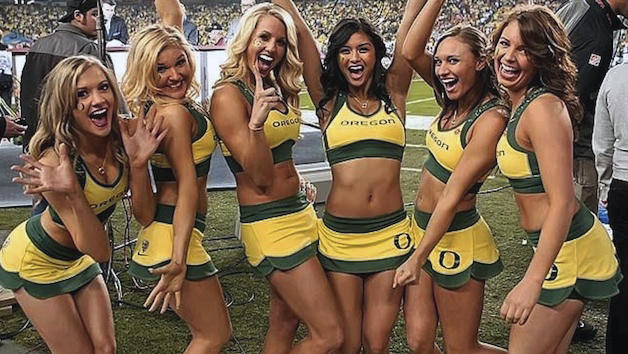 Oregon-cheerleaders