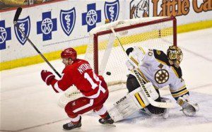 Nyquist-Red-Wings-Bruins-jpg