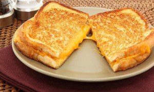 make-lazy-grilled-cheese-sandwiches-your-toaster.w654