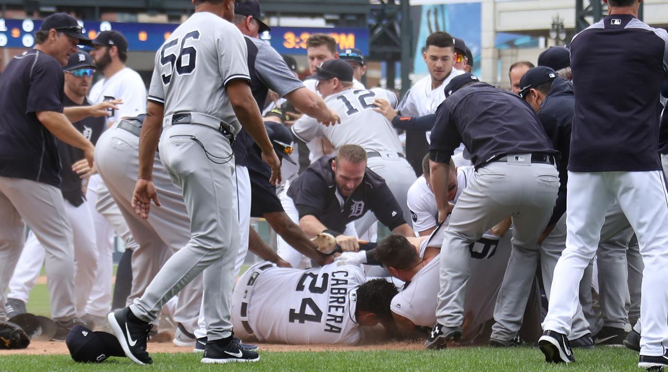 Yankees and TIgers brawl, Mets Break, Meet The Matts